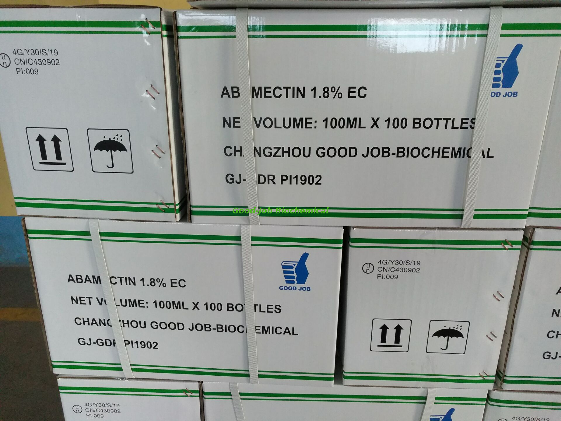 Acetamiprid 3.2% + Abamectin 1.8% EC